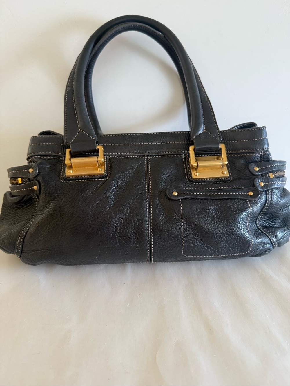 B Makowsky black leather east west shoulder bag double handles